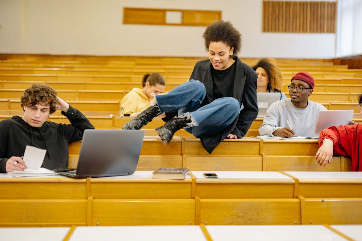 Étudiants en amphithéâtre